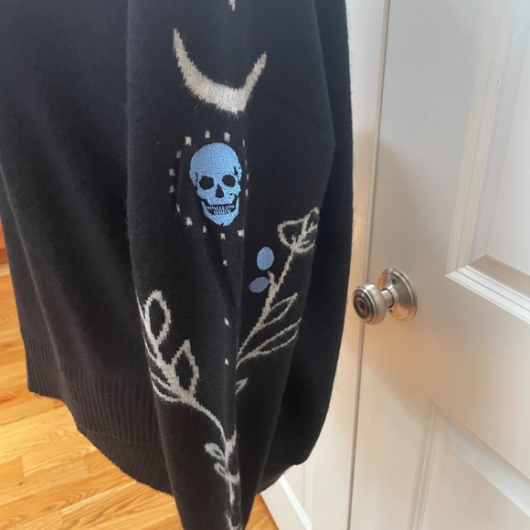 Skull Cashmere Layla Sweater from 360 CASHMERE - Picture 9 of 11